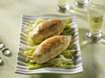 Quenelles au brochet sur lit de poireaux