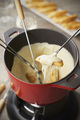 Recette : Fondue savoyarde aux mini quenelles