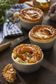 Recette : Petites tourtes de quenelles de volailles aux lgumes racines 