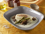 Recette : Quenelles aux pointes d'asperges vertes et morilles